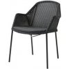 Zahradní židle a křeslo Cane-line Stohovatelné jídelní křeslo Breeze, 60x62x83 cm, rám kov black, výplet umělý ratan black