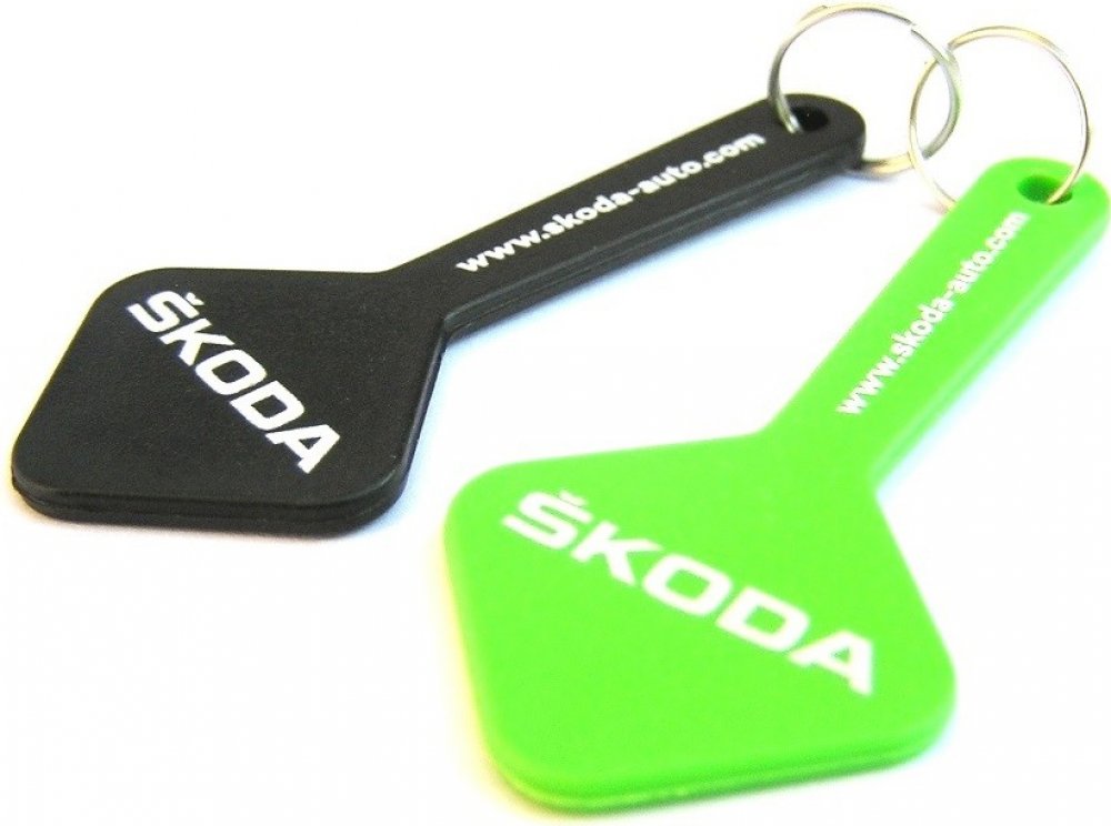 Přívěsek na klíče Škoda Auto Škoda žetony do nákupního vozíku 2 ks originál  000087703KK | Srovnanicen.cz