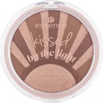 Essence Kissed By The Light rozjasňovač bronzer a tvářenka 02 Sun Kissed 10 g – Hledejceny.cz