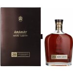 Ararat 20 letá 40% 0,7 l (kazeta) – Zboží Dáma