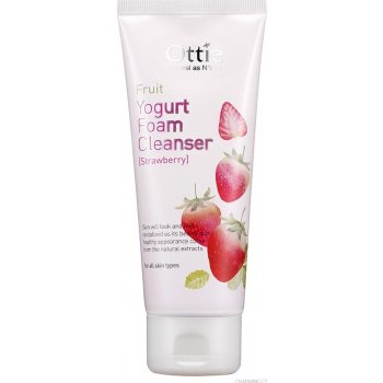 Ottie Korea Fruit Yougurt Strawberry smývací jogurtová čistící pěna s výtažkem z jahod 150 ml