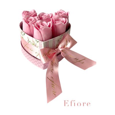 Dárkové balení růžových poupat růží v květinovém boxu ve tvaru srdce - Květinová zahrada – Zboží Mobilmania