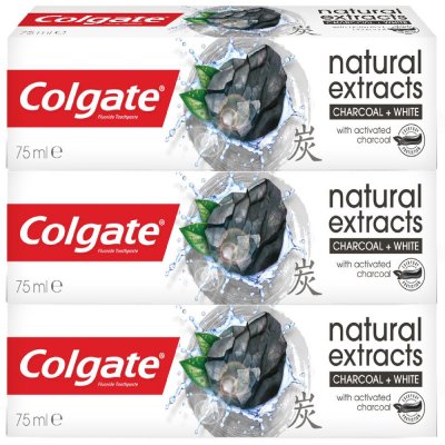 Colgate Bělicí zubní pasta s aktivním uhlím Naturals Charcoal Trio 3 x 75 ml