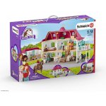 Schleich 42551 Horse Club Lakeside Country House and Stable – Hledejceny.cz