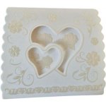 Dortisimo Svatební krabička na výslužku bílá s perleťovým vzorem Srdíčka (7,4 x 7,4 x 3,6 cm) – Sleviste.cz