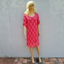 Dolce Moda dámské krajkové šaty 0134 sytě růžové