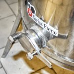 Swiss Biene Medomet 2.r. ruční s nohama a velkou klikou P40 – Sleviste.cz