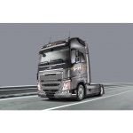Italeri Plastikový model kamionu 3940 Volvo FH4 Globetrotter XL 1:24 – Zboží Dáma