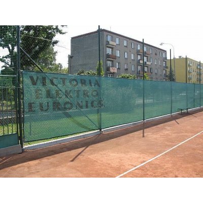 Zástěna na tenisový kurt EKONOM - 65% zastínění, rozm. 12x2 m (barva zelená) - rašlovaný úplet (PE) – Zboží Mobilmania