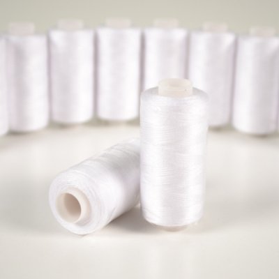 Takoy Polyesterová nit TKY 500 m barva bílá – Zboží Mobilmania