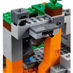 LEGO® Minecraft® 21141 Jeskyně se zombie – Zbozi.Blesk.cz