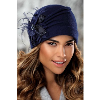 Krumlovanka zimní dámská čepice zdobená květem a chmýřím W-0694/161 modrá – Zboží Mobilmania
