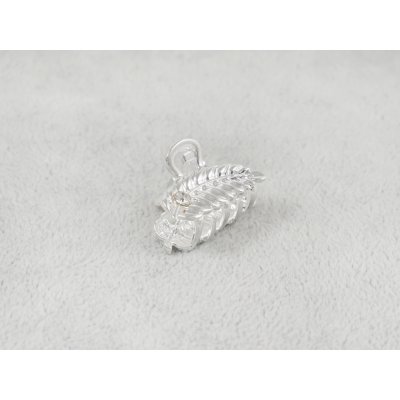 Malý kovový skřipec s kamínkem Barva: stříbrná – Zboží Dáma