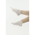 Elegantní ponožky 522 s ozdobnou aplikací bílé – Zboží Mobilmania