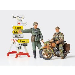 Tamiya 35241 German Motorcycle Orderly Set 1:35