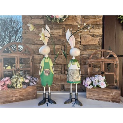 Dekorace velký kovový zajíc Varianta: 1 – Zboží Dáma