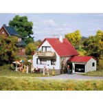 Auhagen H0 TT Rodinný dům patrový s garáží 12222 – Hledejceny.cz