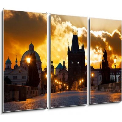 Obraz 3D třídílný - 105 x 70 cm - sunrise over Prague - look from Charles (Karluv) bridge východ slunce nad Prahou