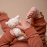 Little Dutch Chrastítko na ruku ovečka Farma – Sleviste.cz