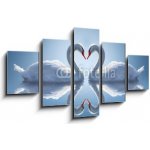 Obraz 5D pětidílný - 125 x 70 cm - Romantic two swans, symbol of love. Romantické dvě labutě, symbol lásky. – Hledejceny.cz