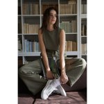 B256 Kombinéza bez rukávů s kapsami olivová – Zboží Dáma