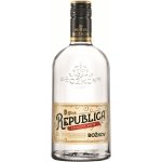 Božkov Republica Exclusive White 38% 0,7 l (holá láhev)