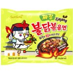 Samyang Buldak Jjajang pálivé kuřecí nudle s příchutí černých fazolí 140 g – Zboží Dáma
