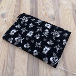 Obal na knihu Piráti UNI M1534 – Zboží Dáma