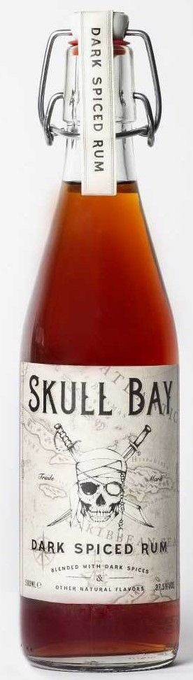 Skull Bay Dark Spiced 37,5% 0,5 l (holá láhev)