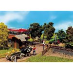 Faller H0 Železniční přejezd se závorami na polní cestě ruční 120170 – Zboží Mobilmania