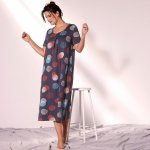 Blancheporte dlouhá s potiskem grafického vzoru antracitová šedá – Sleviste.cz