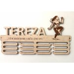 MAJA DESIGN Věšák na medaile se jménem GYMNASTIKA AEROBIK – HobbyKompas.cz