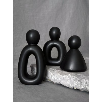 Dess Craft Studio KIN Sada tří abstraktních figurek - dekorace na polici, ručně odlévaná, více barev Barva: 2 - Obsidian Matte – Hledejceny.cz