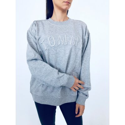 Tommy Hilfiger Logo Grey stylová oversized Fit ikina s originální vystouplý nápise Toy šedá