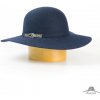 Klobouk Vlněný klobouk se širokou krempou zdobený sponou tm.modrá melír