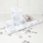 Vánoční balící papír - Stříbrné sněhové vločky - CZ – Zboží Mobilmania
