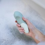 Womanizer Vibe na klitoris Dusky – Zboží Dáma