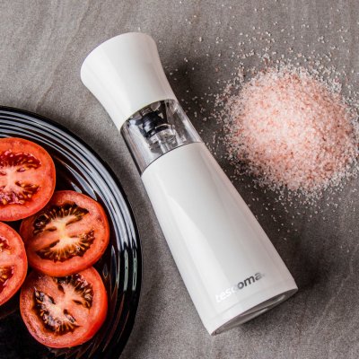 TESCOMA Vitamino 21,5 cm bílý – plastový elektrický mlýnek na pepř a sůl