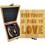Sablio Dárková sada na víno Everybody is free to love: 147×168×49 mm – Hledejceny.cz