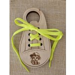 Dřevěná hračka Hra Zavaž si tkaničku Bota s panáčkem – Zboží Dáma