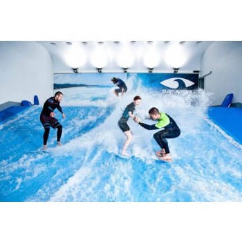 Indoor surfing na půl hodiny