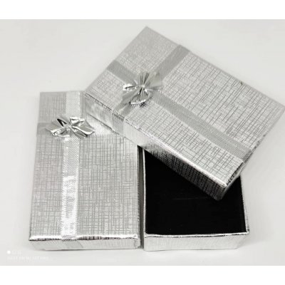 Stříbrná dárková krabička