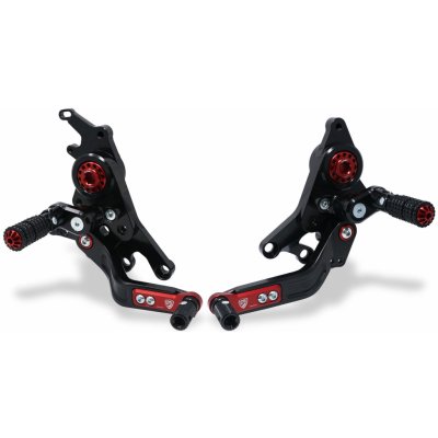 CNC Racing ITALY Nastavitelný stupačkový set - přepákování CNC Racing pro DUCATI Hypermotard 950/SP(sada pro pilota) Barva: černá/červená – Sleviste.cz