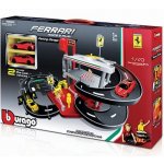Bburago Ferrari Parking Garage s dvoma autíčkami – Sleviste.cz