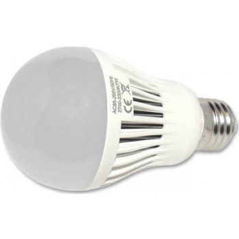 Lumenmax LED žárovka 7W 230V E27 650 lumen