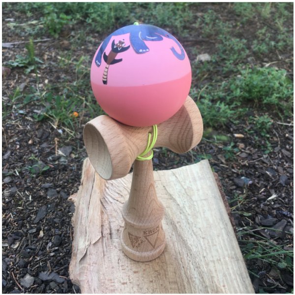 Hlavolam KROM Elephant Kendama