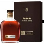 Ararat Nairi 20y 40% 0,7 l (kazeta) – Sleviste.cz