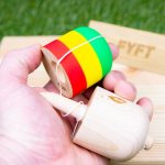 Terra Pill je jednoduchá skilltoy jak kendama Rasta – Zboží Mobilmania