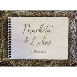 Dřevěné svatební fotoalbum JMÉNA Barva papíru: Bílé listy 25ks + 25ks pauzovacího papíru