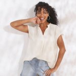 Jednobarevná kreponová halenka bez rukávů režná – Zboží Mobilmania